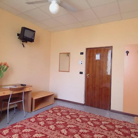 San Geminiano Hotell 2*