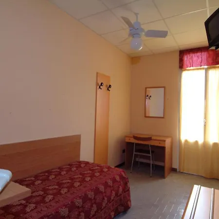 San Geminiano 2* Modena