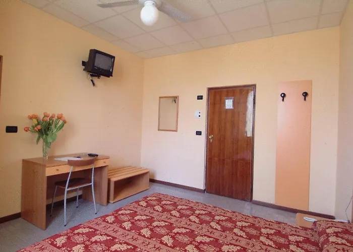 San Geminiano Hotel 2*