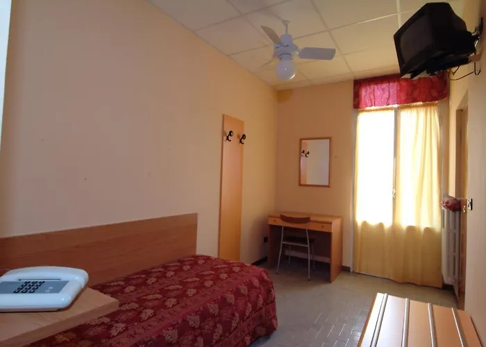 San Geminiano 2* Modena